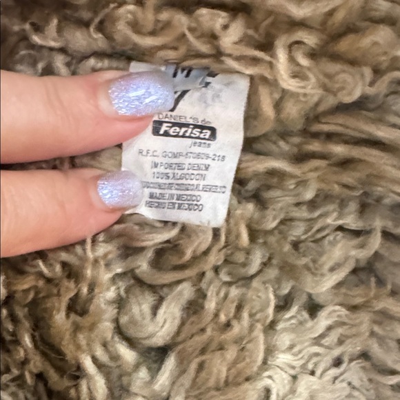 Ferisa Denim Jacket with Pocket Detail - Picture 3 of 5